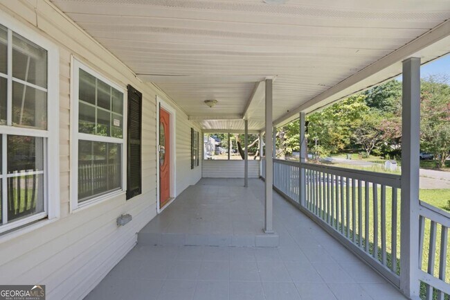 Foto del edificio - 3024 Grand Ave SW