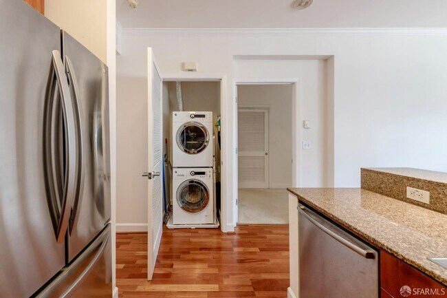 Foto del edificio - 246 2nd St