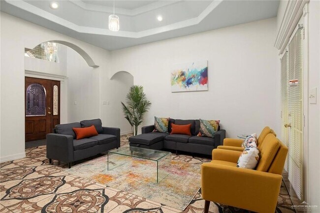 Foto del edificio - 407 E Clinton Ave