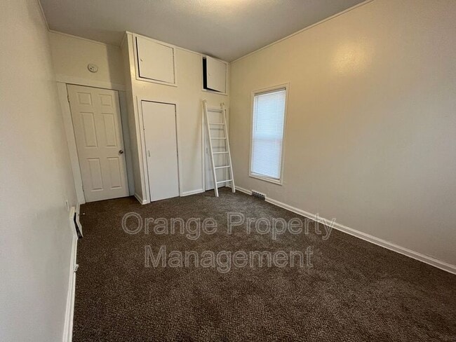 Building Photo - 4123 Wirt St