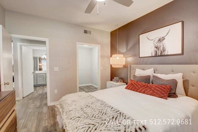 Building Photo - 5141 Cromwell Dr