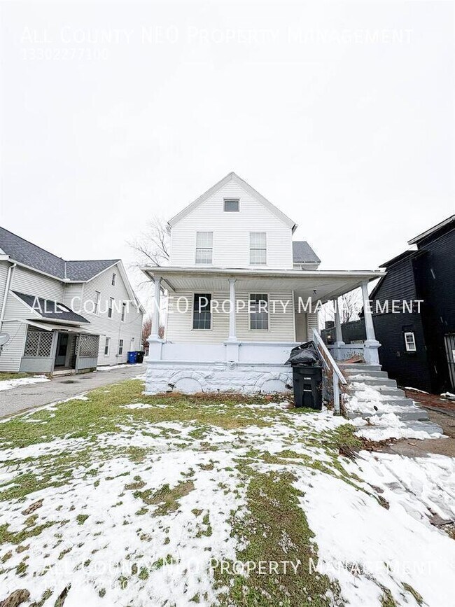 Building Photo - 4116 Denison Ave