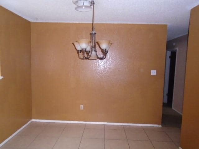 Foto del edificio - 874 N Judge Ely Blvd