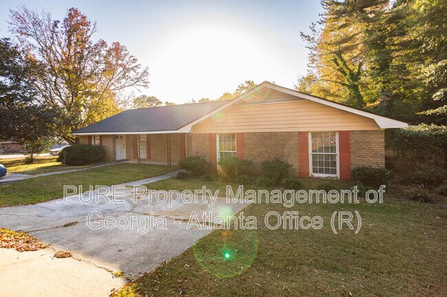 Foto del edificio - 168 Manning Rd SW