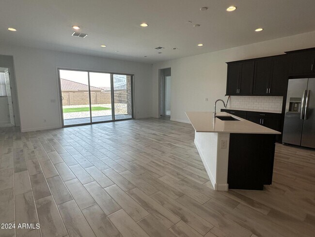 Foto del edificio - 24557 N 170th Ln