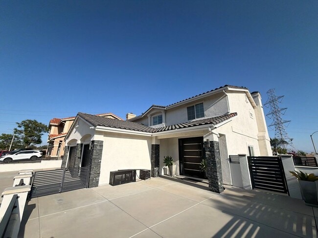 Building Photo - 14933 Genoa Dr