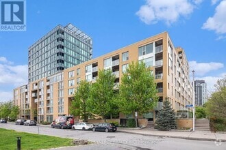 Building Photo - 250-250 Lett St