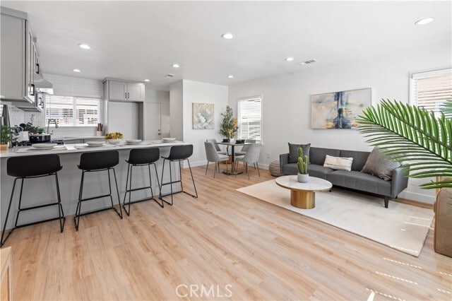 Foto principal - 128 S Citrus Ave