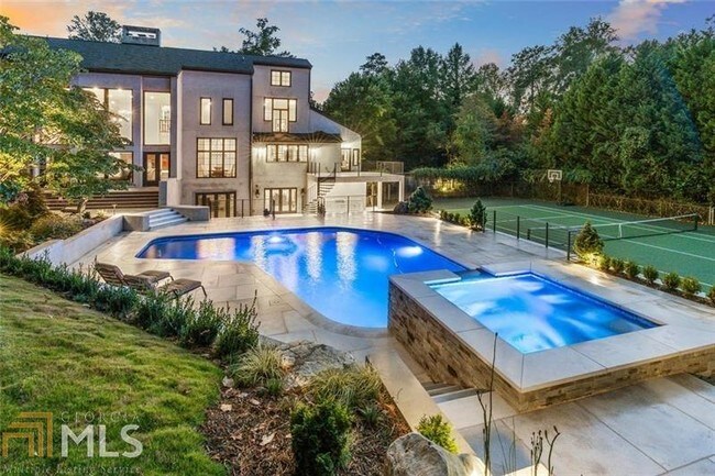 Building Photo - 801 W Conway Dr NW