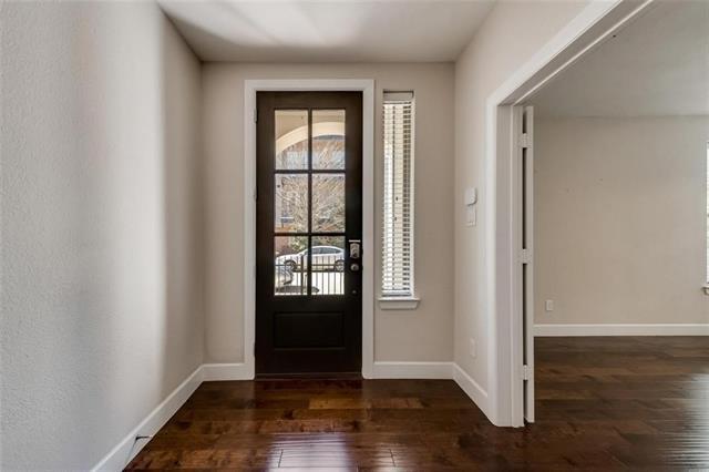 Foto del edificio - 1310 Branchwood Pl