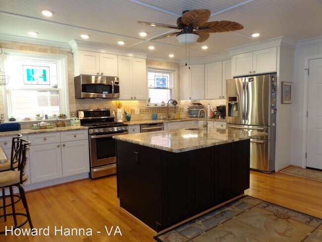 Building Photo - 3 br, 3 bath House - 15 Caribbean Avenue