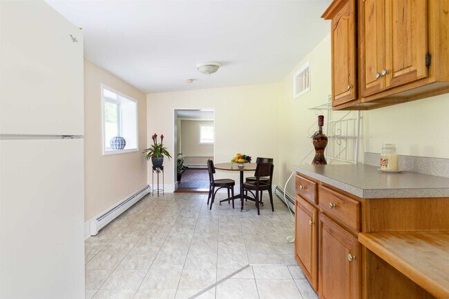 Foto del edificio - 184 Sylvan Lake Rd