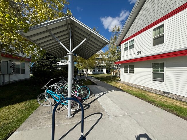 Building Photo - Baxter Apartments