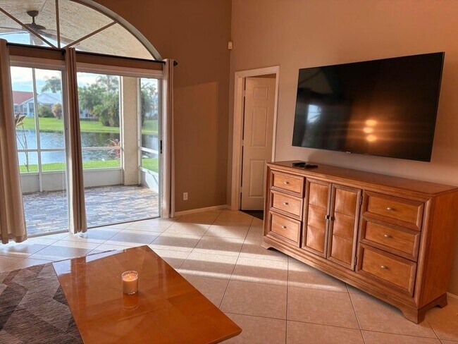 Foto del edificio - 14181 Castlerock Way