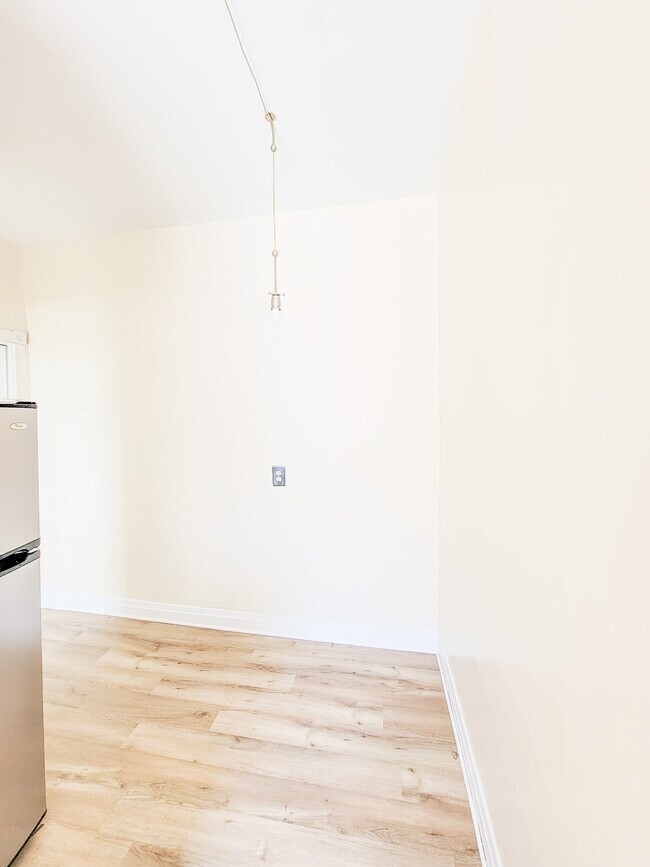 Foto del edificio - 4411 N Magnolia Ave