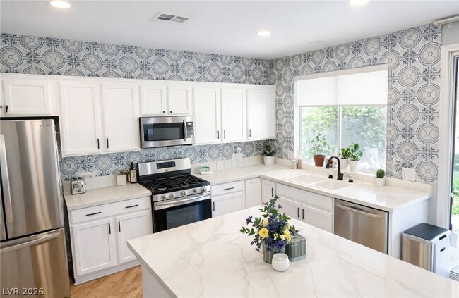 Building Photo - 5815 Field Breeze St