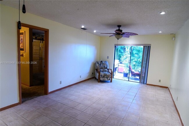 Building Photo - 8044 NW 41 Ct