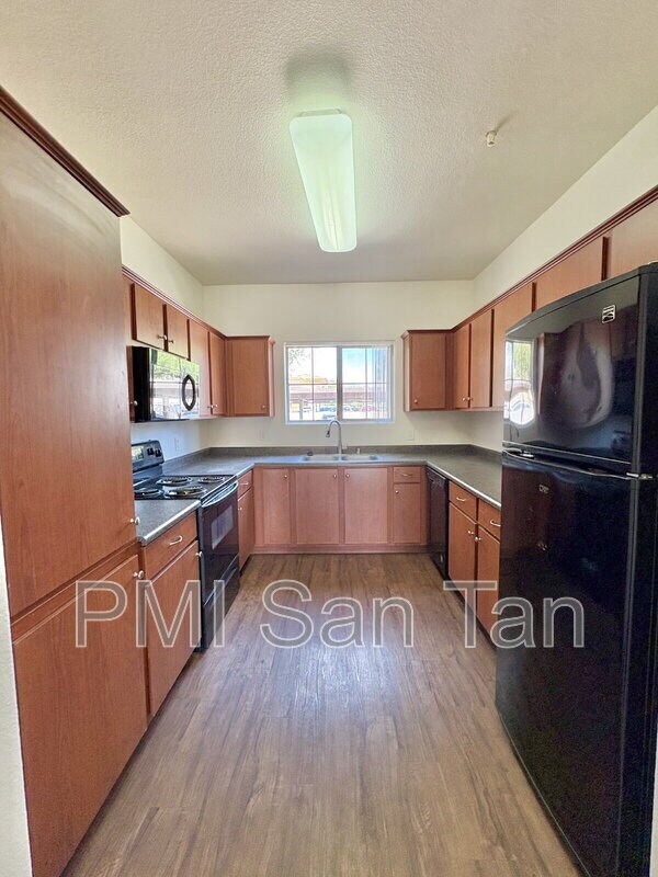 Foto del edificio - 1941 S Pierpont