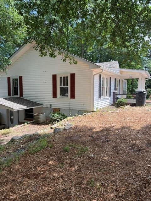 Building Photo - 920 Cardinal Dr