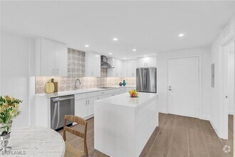 Building Photo - 1085 Forest Lakes Dr