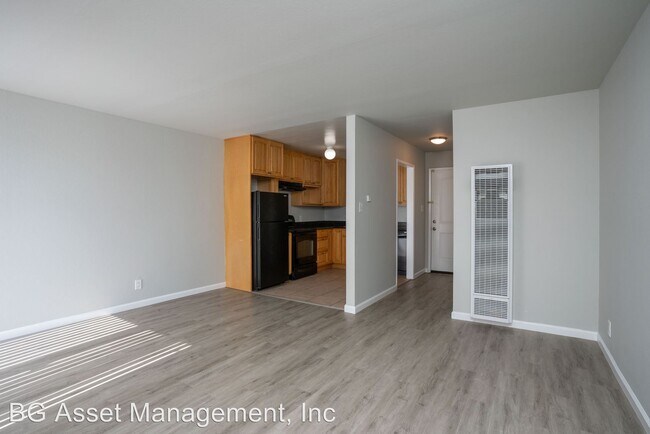 Building Photo - 1400 Yuba Ave