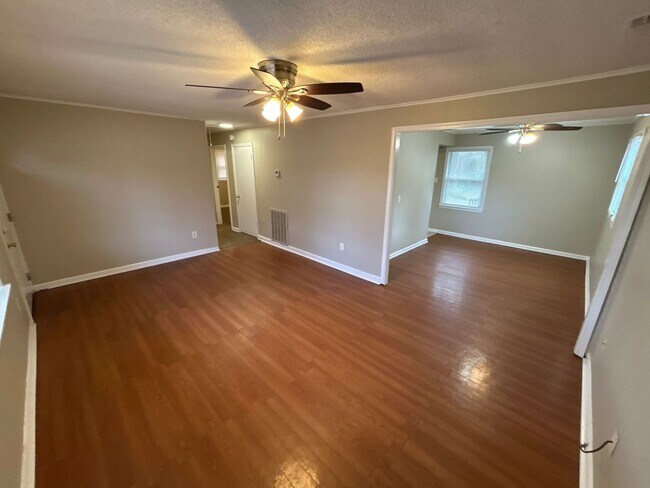 Foto del edificio - 887 Par Ave