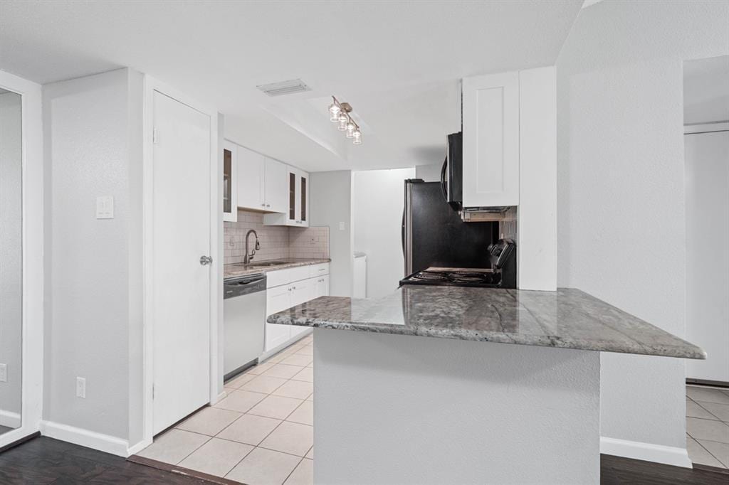 Primary Photo - 14777 Wunderlich Dr