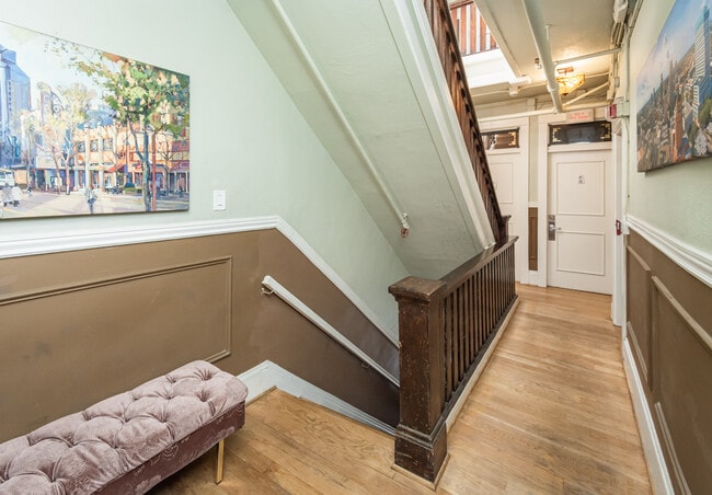 Building Photo - The Golden Lofts