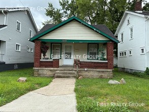 Building Photo - 3216 Hoover Ave
