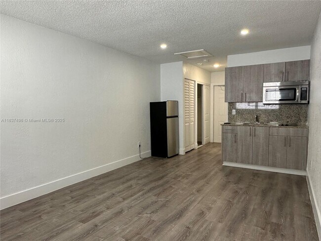 Foto del edificio - 2910 Pierce St