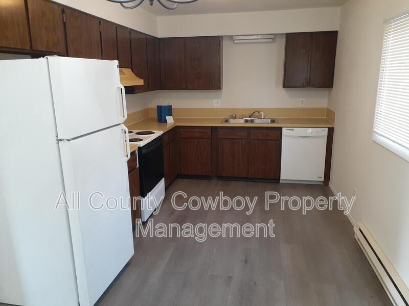 709 Beaufort St Unit Apt. B, Laramie, WY 82072 Condo for Rent in
