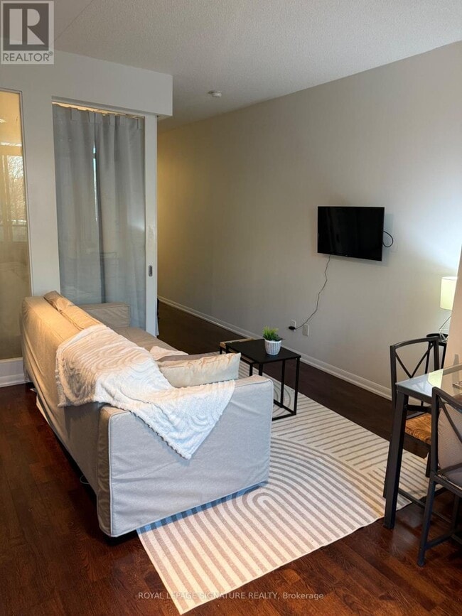 Photo du bâtiment - 209 Fort York Blvd