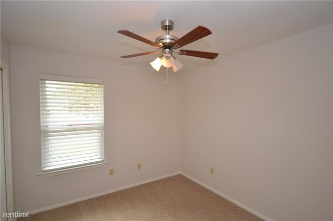 Building Photo - 3 br, 2 bath House - 12109 Mill Holw