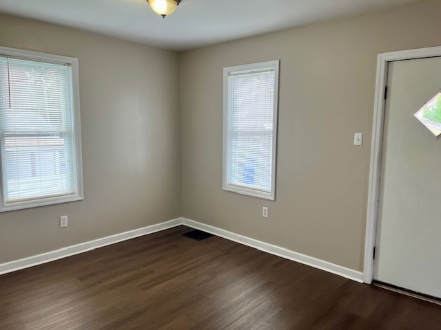 Building Photo - 647 Cherry Way