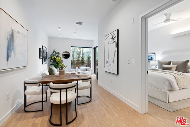 Foto del edificio - 3667 Keystone Av