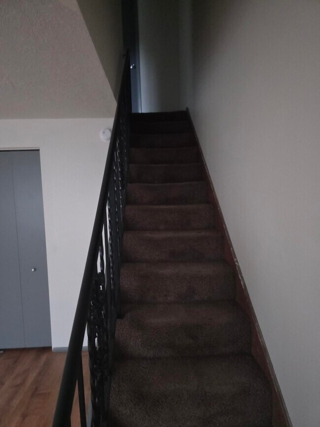 Foto del edificio - 350 SE Dimick St