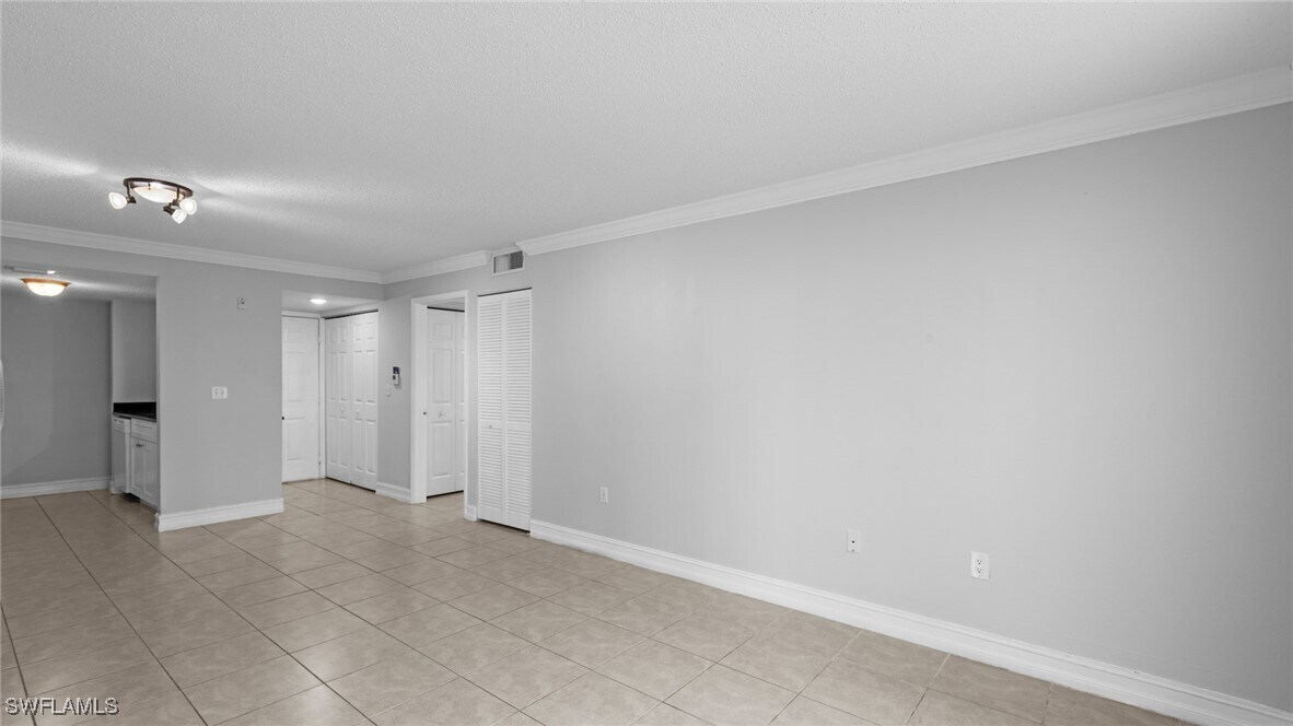 Foto principal - 3421 Winkler Ave
