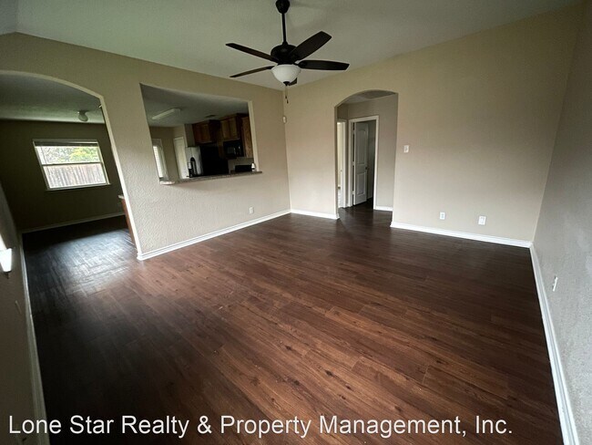 Building Photo - 3 br, 2 bath House - 2903 Montague County ...