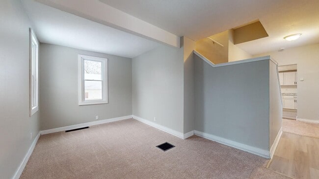Building Photo - 3332 Walton Ave