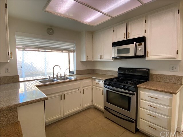 Foto principal - 132 Crystal Springs Rd