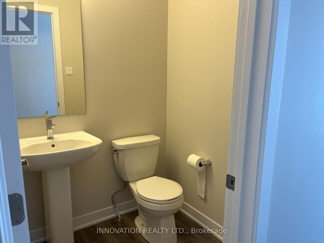 Photo du bâtiment - 538 Promontory Pl