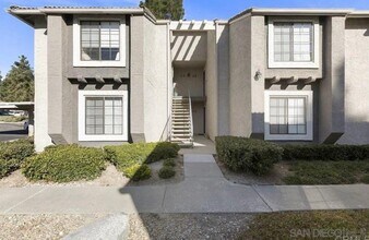 Building Photo - 15040 Avenida Venusto