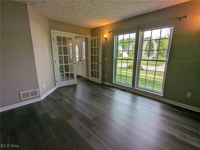 7912 Wildel Dr Twinsburg, OH 44087 – photo 4