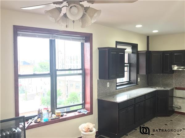 Foto del edificio - 3955 64th St