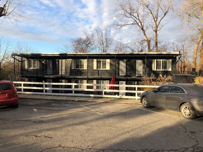 Vista frontal - 74 W Moler St