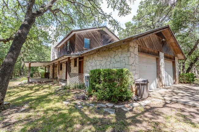 Building Photo - 4 br, 2 bath House - 2009 Crosscreek Trl