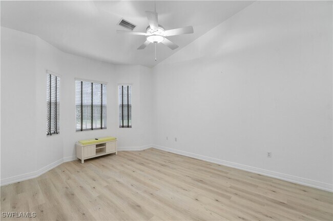 Foto del edificio - 7855 Hawthorne Terrace