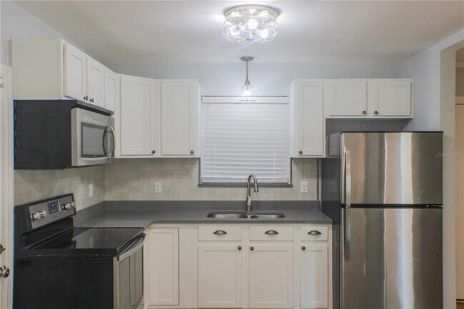 Foto del edificio - 1251 NE 2nd St