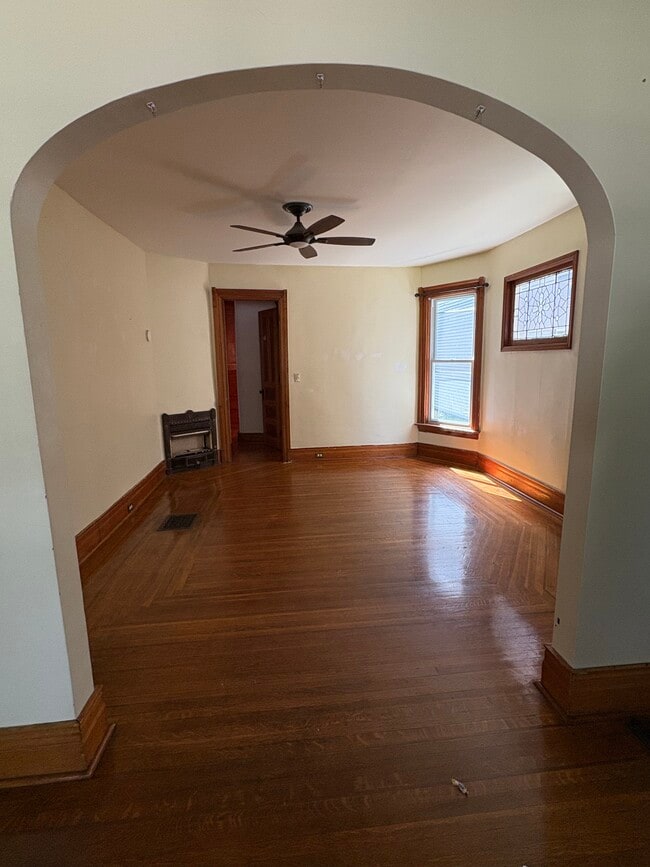dining room - 497 Breckenridge St