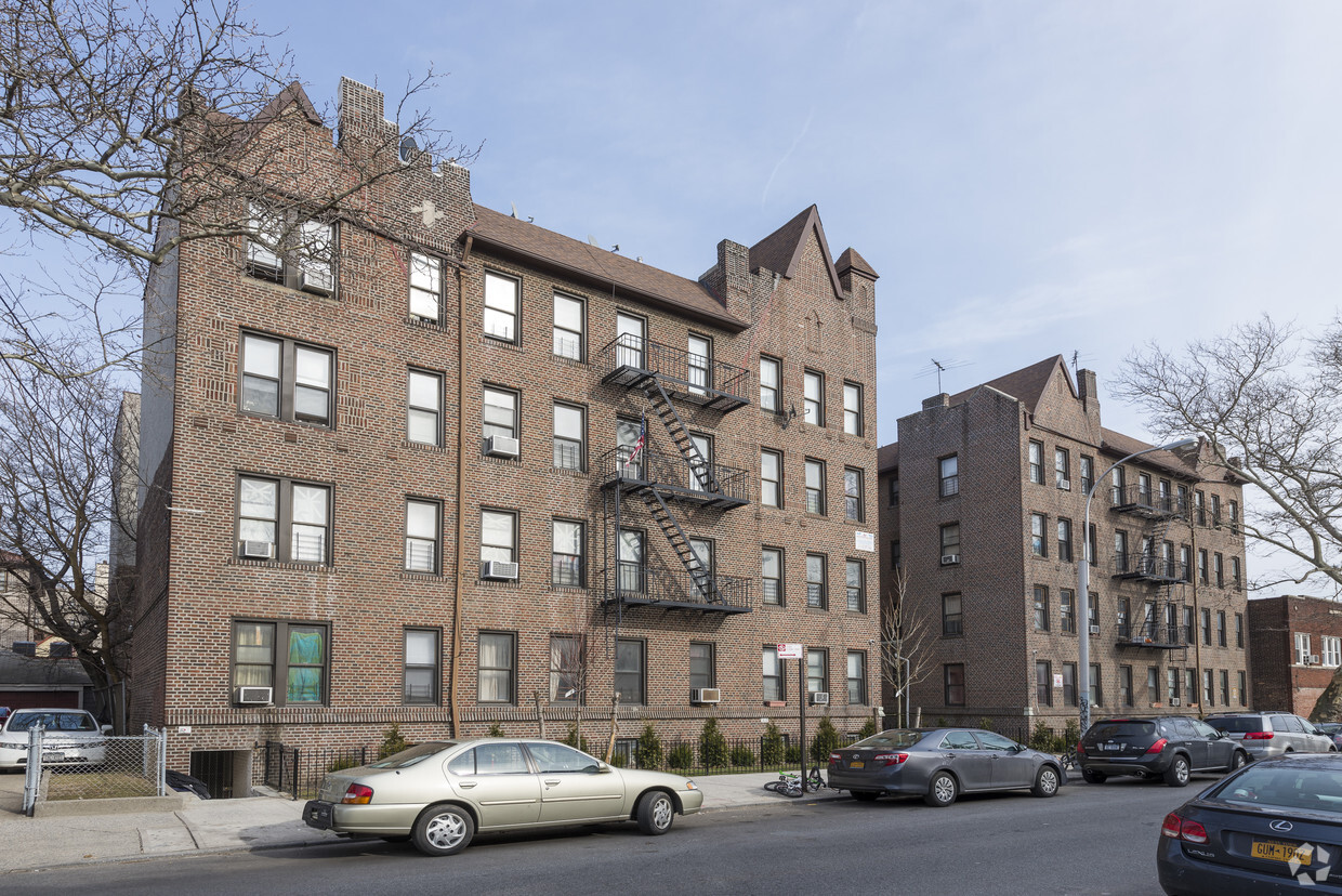 Foto principal - 2075 east 16th street